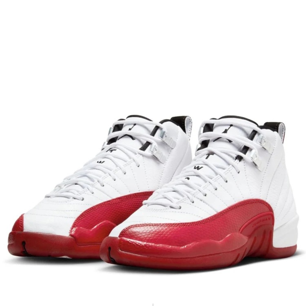 SOLD ‼️Big kids Air Jordan Retro 12